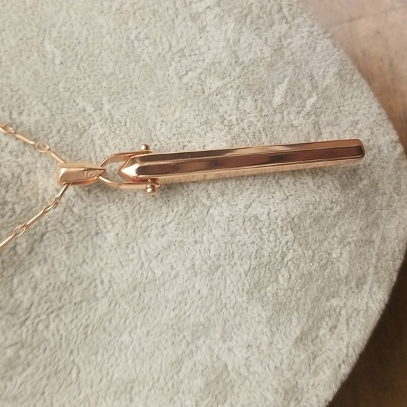 Copper colored necklace - Picture 4 of 9